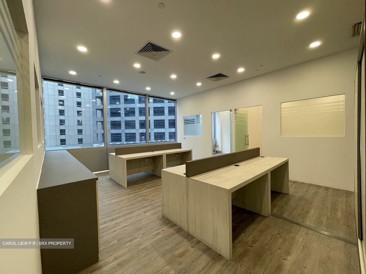 Robinson Square (D1), Office #389603951